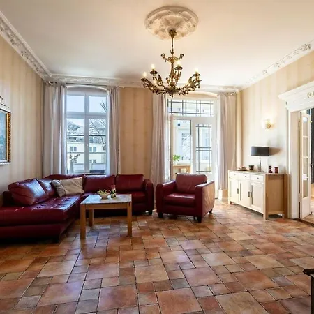 Salon Comfortable Ferienhaus *